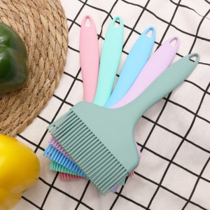 Manufacturer's spot supply wide silicone oil brush, oversized oil brush, pancake barbecue oil brush